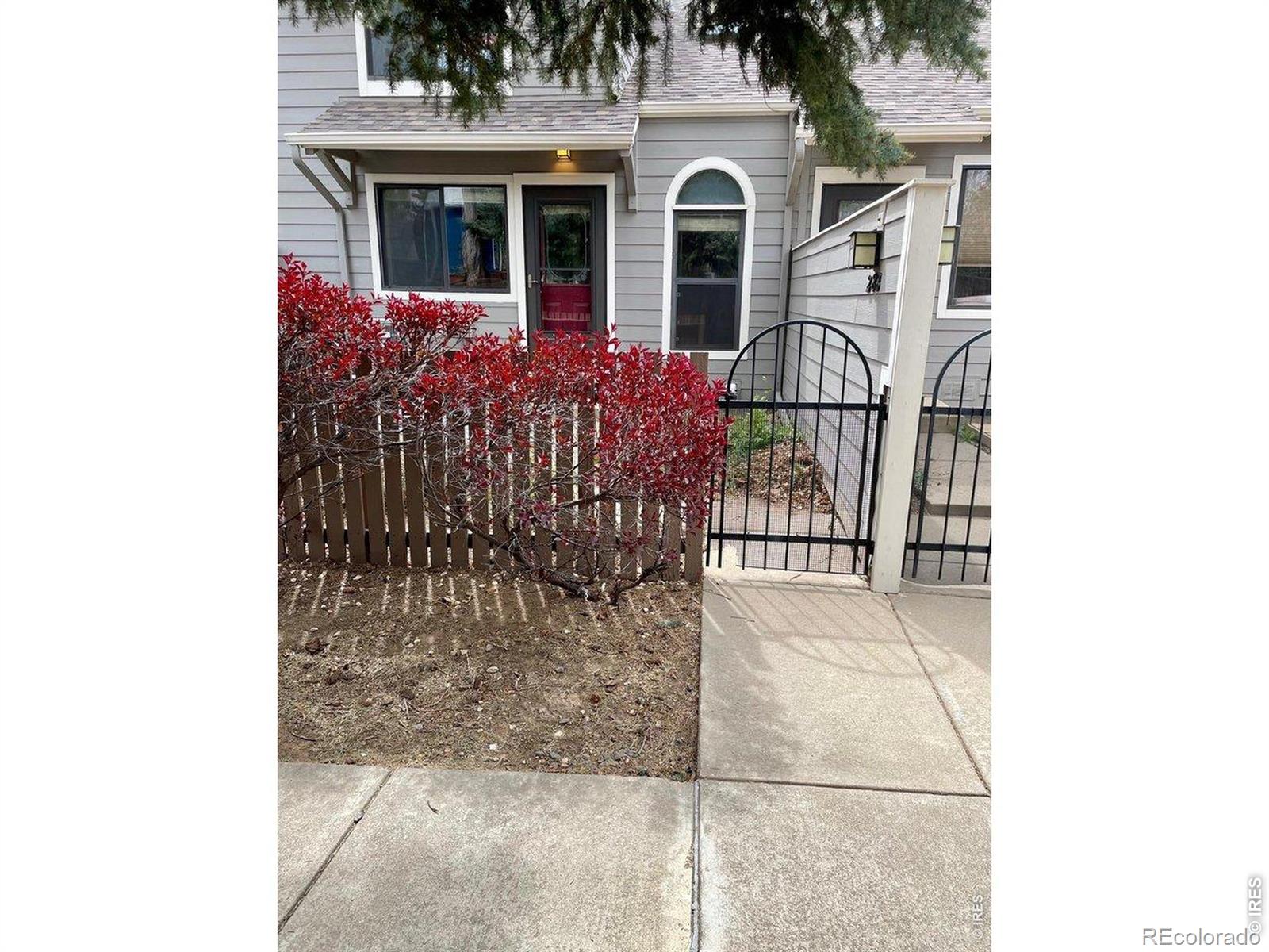 283 S Taft Court — photo