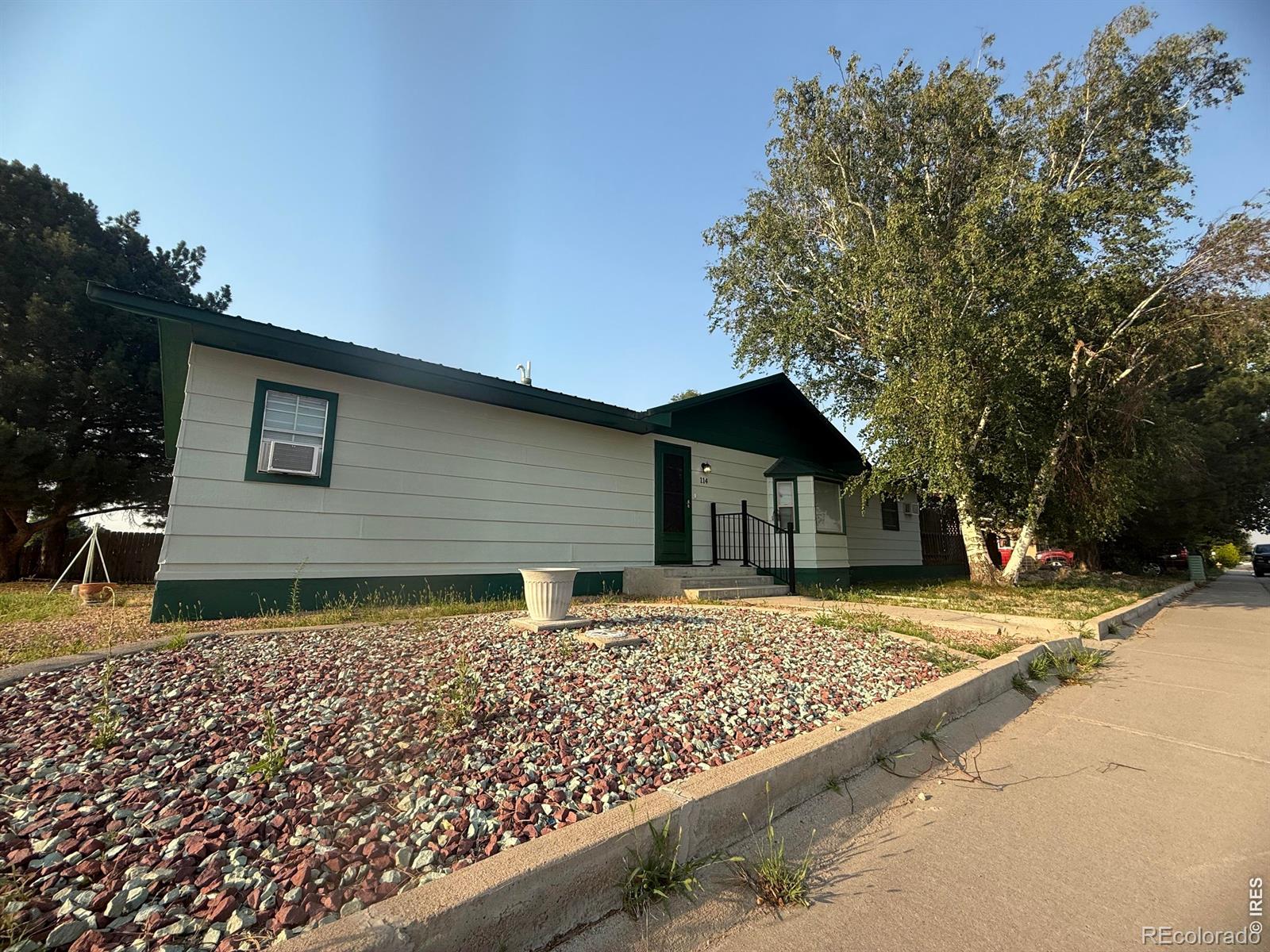 114 Linden Drive — photo