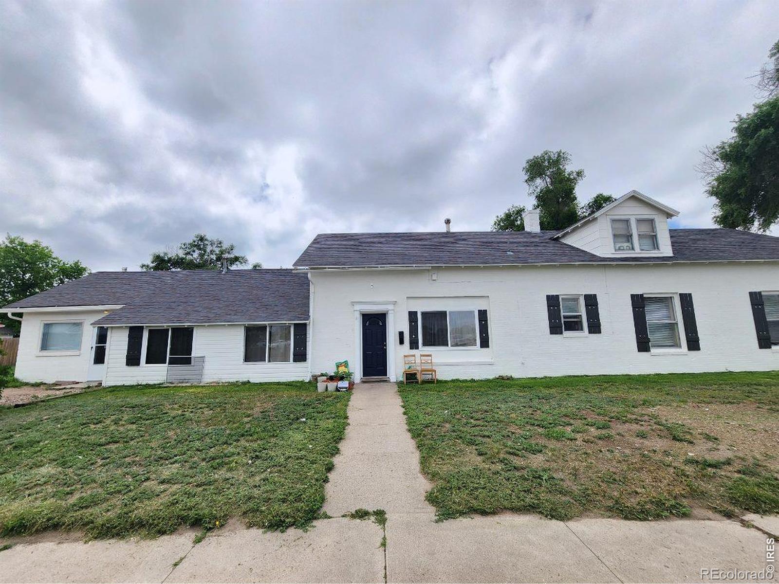 221-303 Hamilton Street — photo