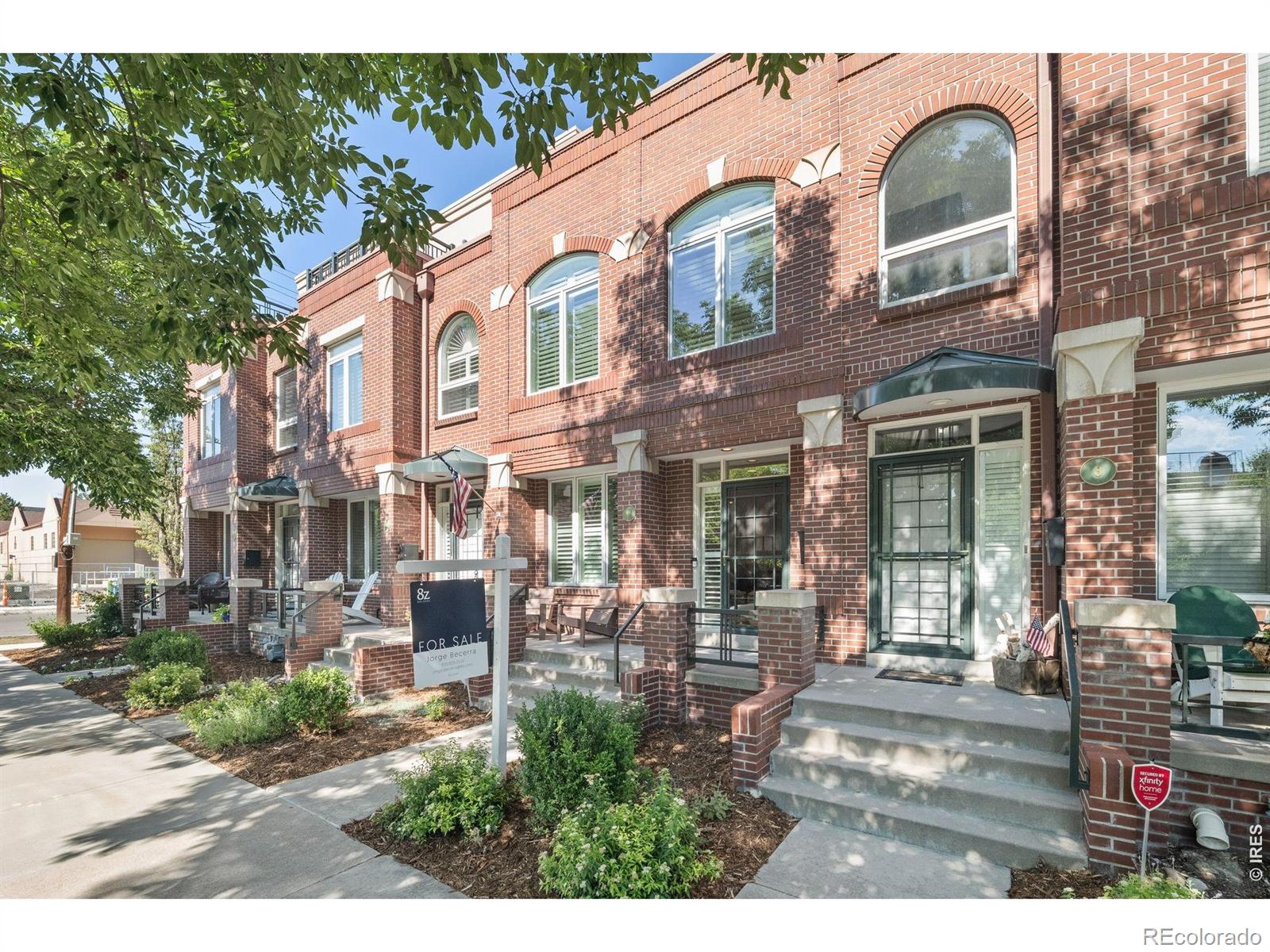 6 S Monroe Street — photo