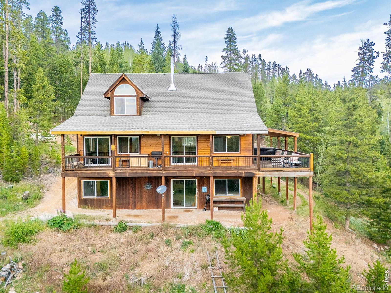 62 Algonkin Court — photo