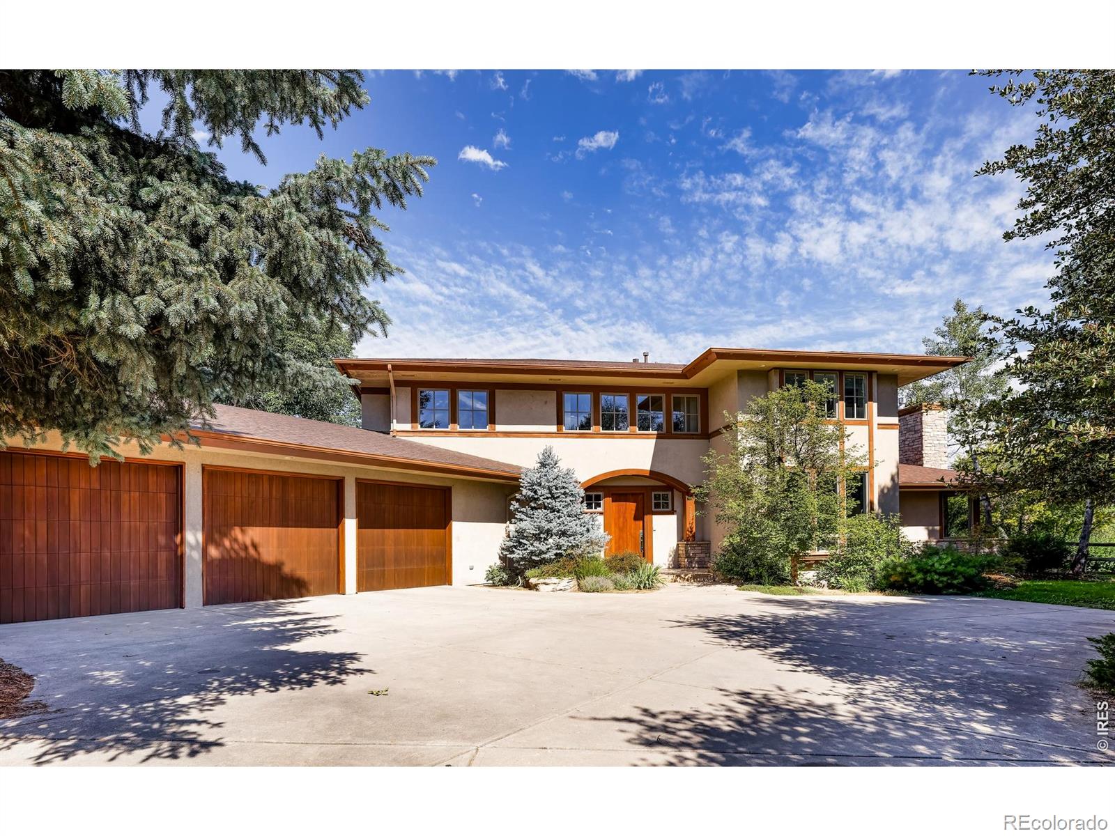 7271 Longview Drive — photo