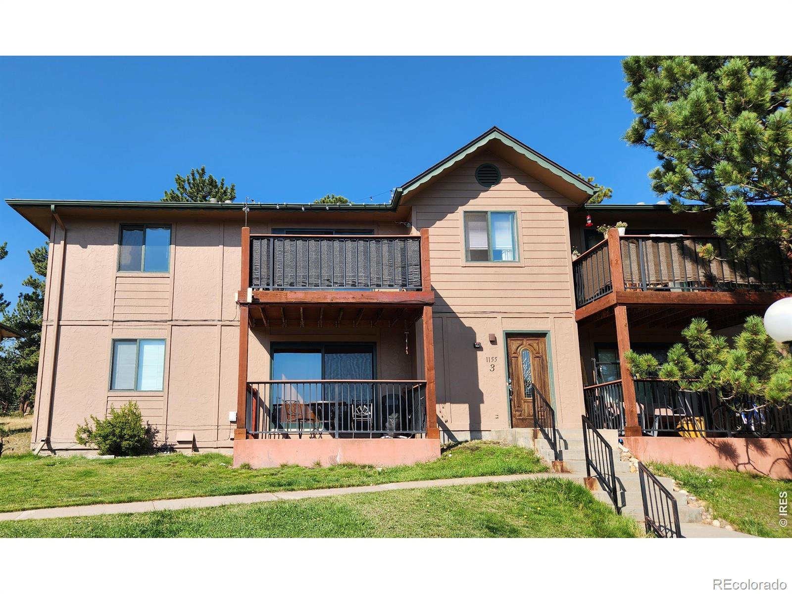 1155 S Saint Vrain Avenue U6 — photo