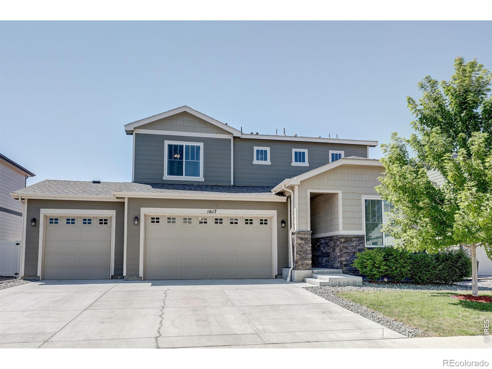 1617 Northcroft Drive — photo