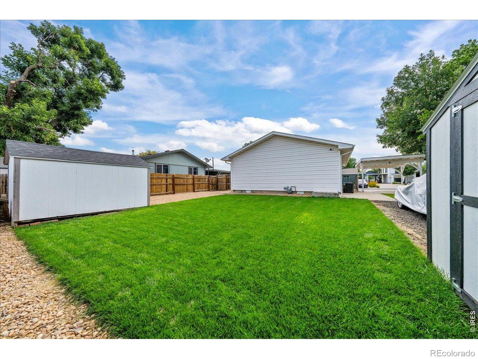 1502 Carmelita Court — photo
