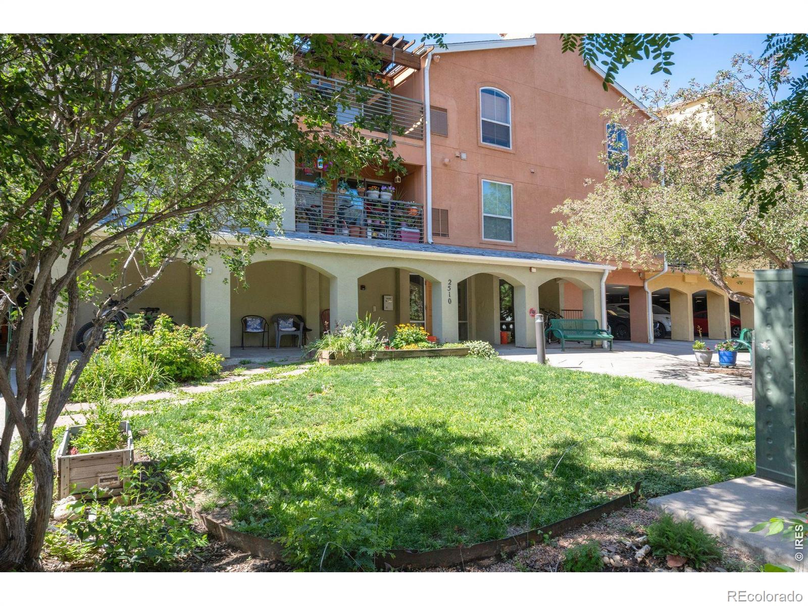 2510 Taft Drive 300 — photo