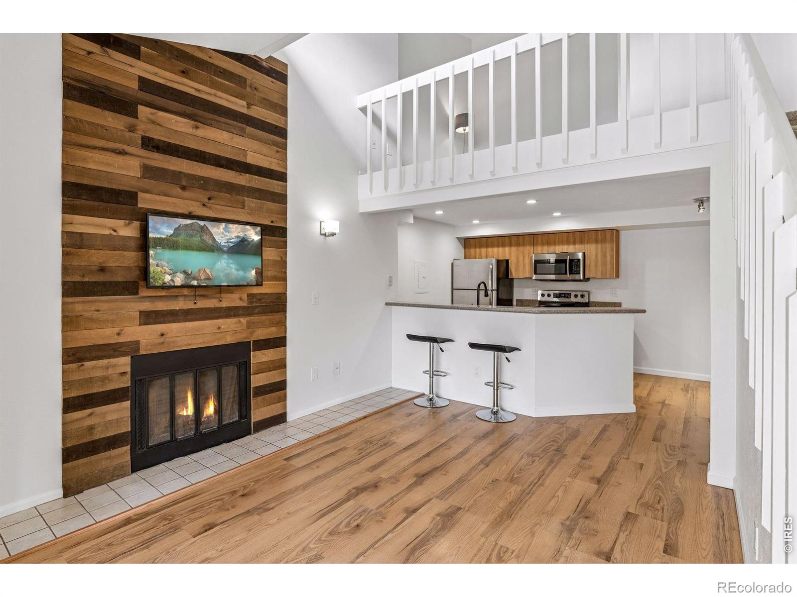 30 S Boulder Circle 3038 — photo