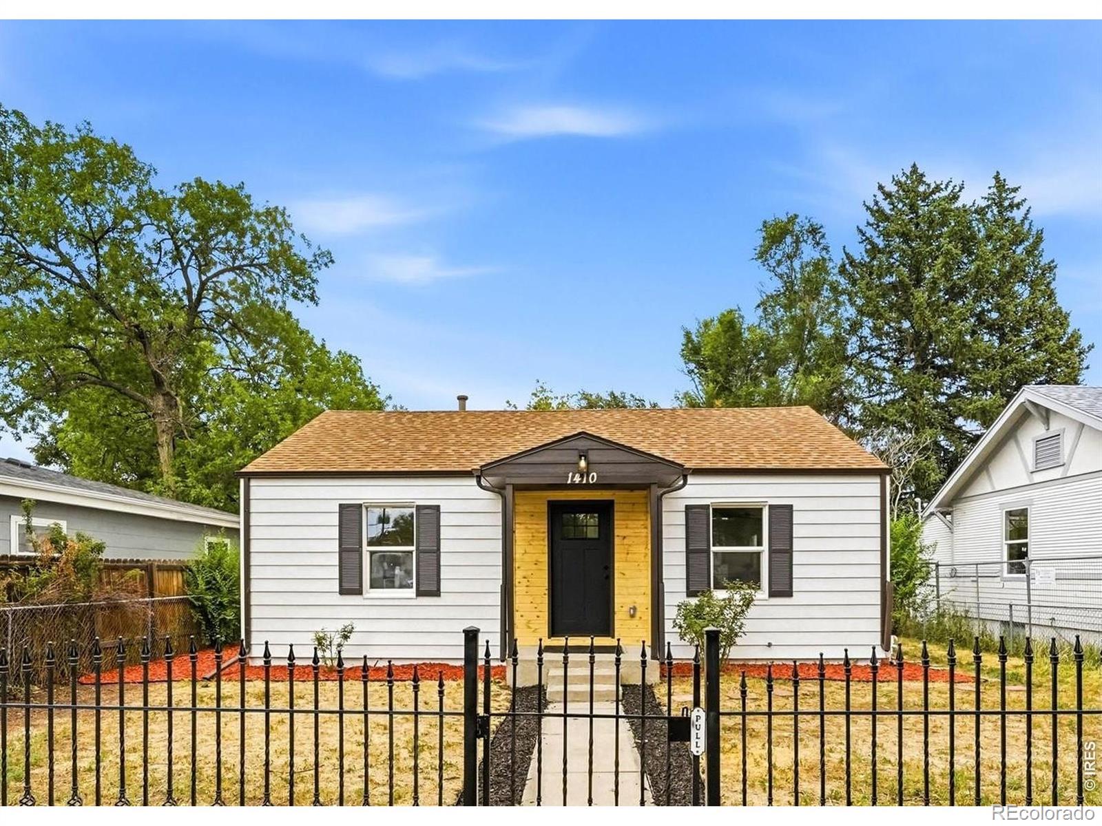 1410 Chase Street — photo