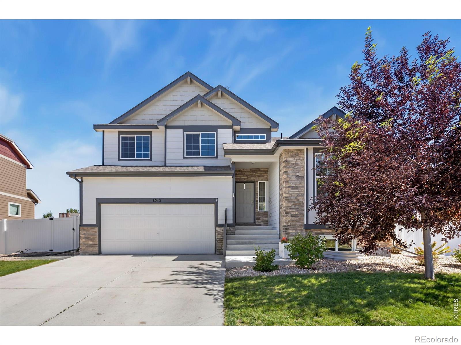 1512 Lake Vista Way — photo