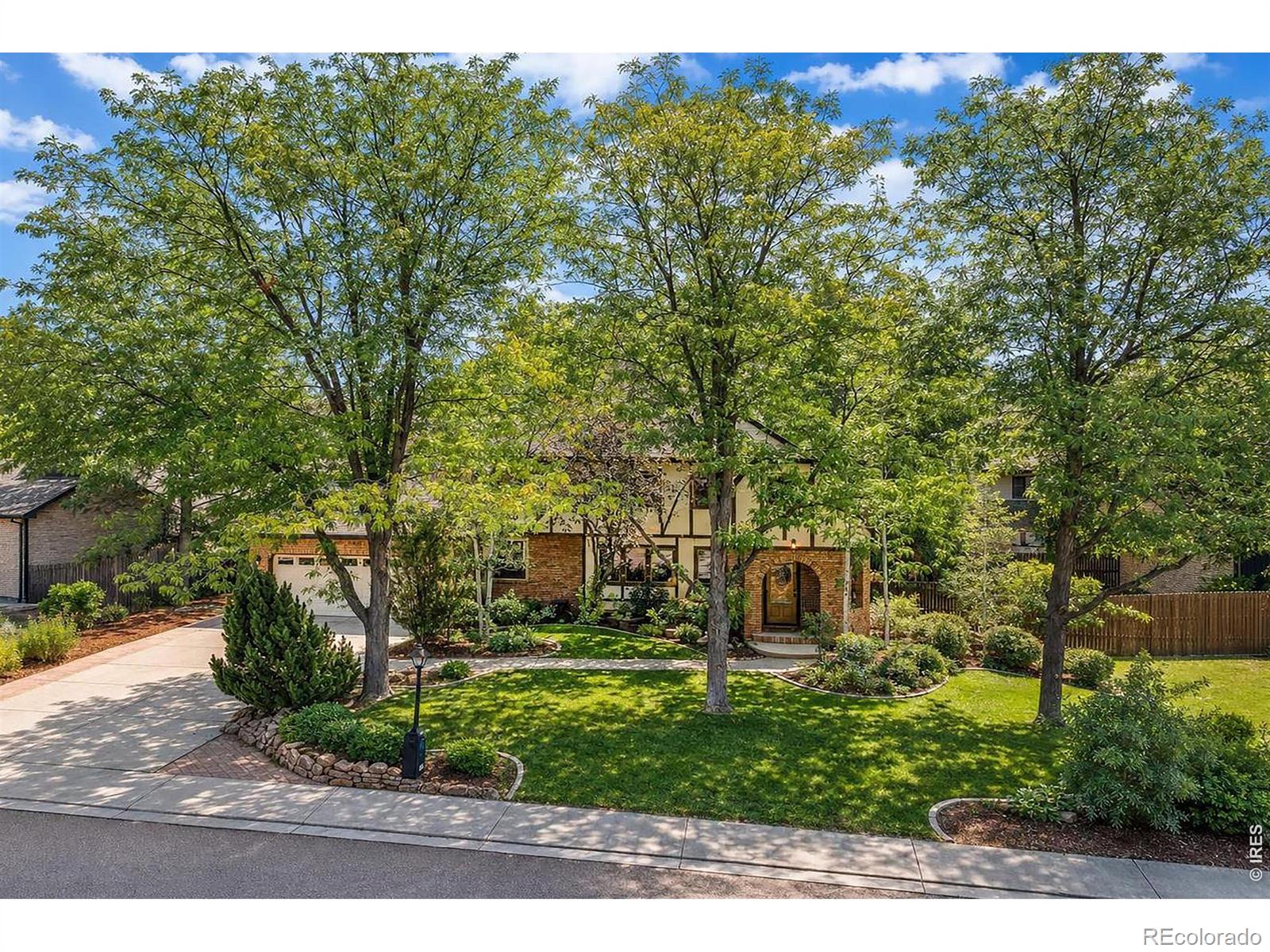 1224 Twin Peaks Circle — photo
