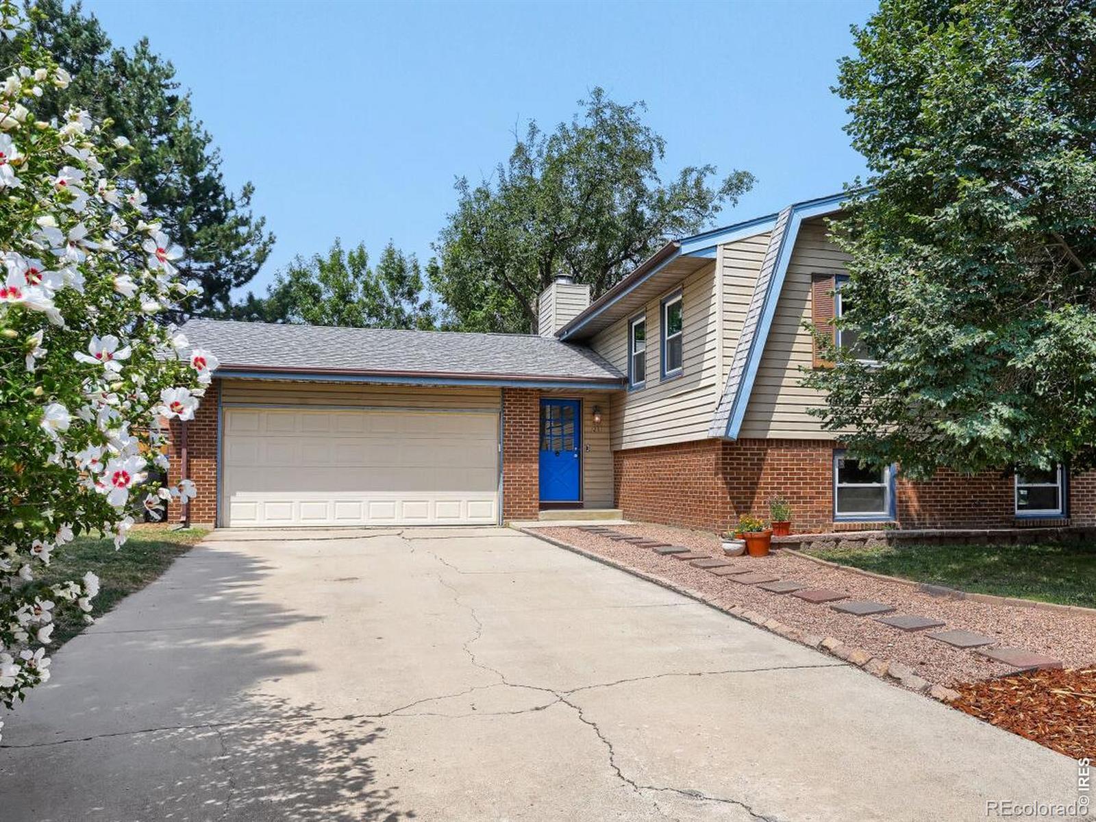 1251 Vail Lane — photo