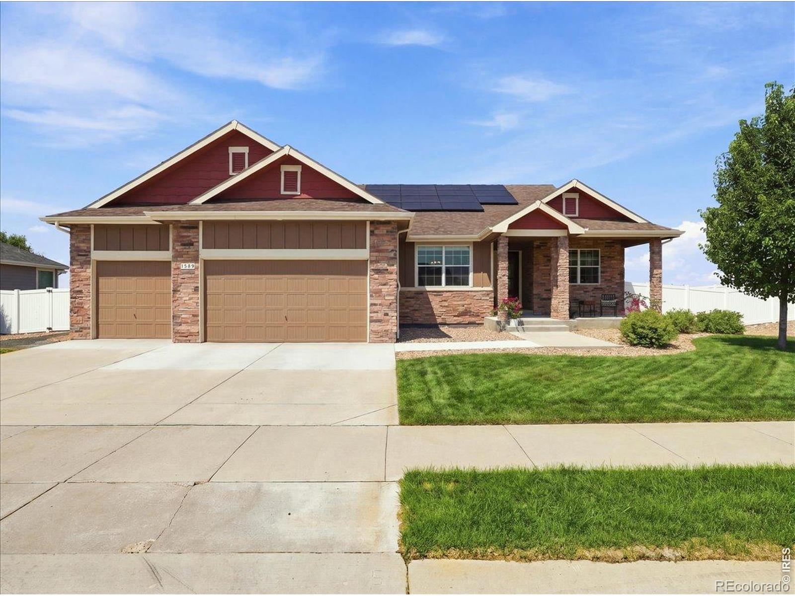 1539 Lake Vista Way — photo