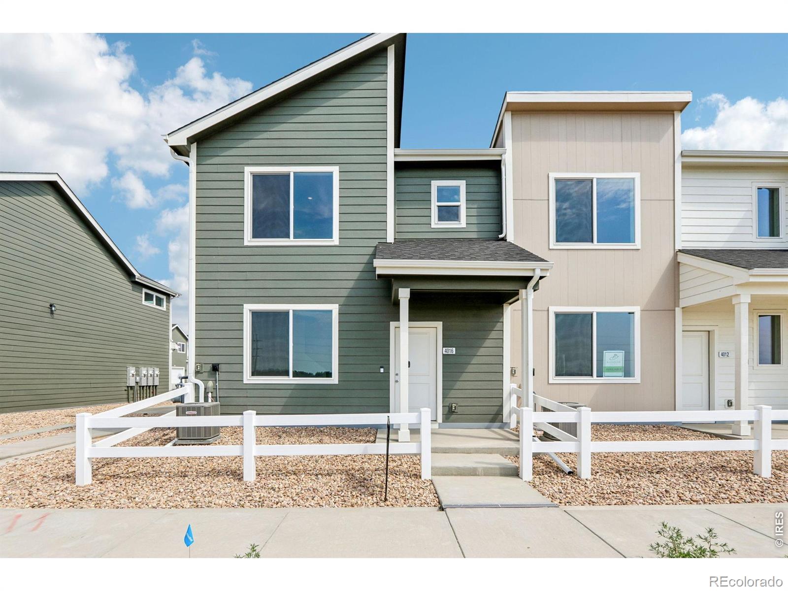 4016 Agnes Street — photo
