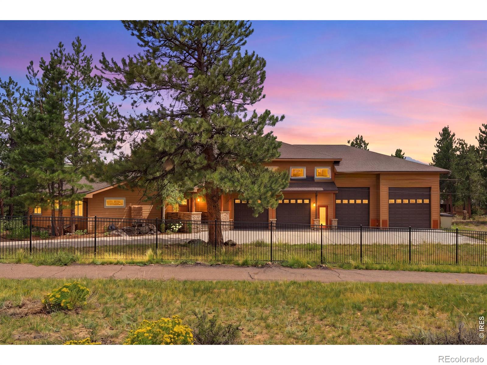 557 Grand Estates Drive — photo