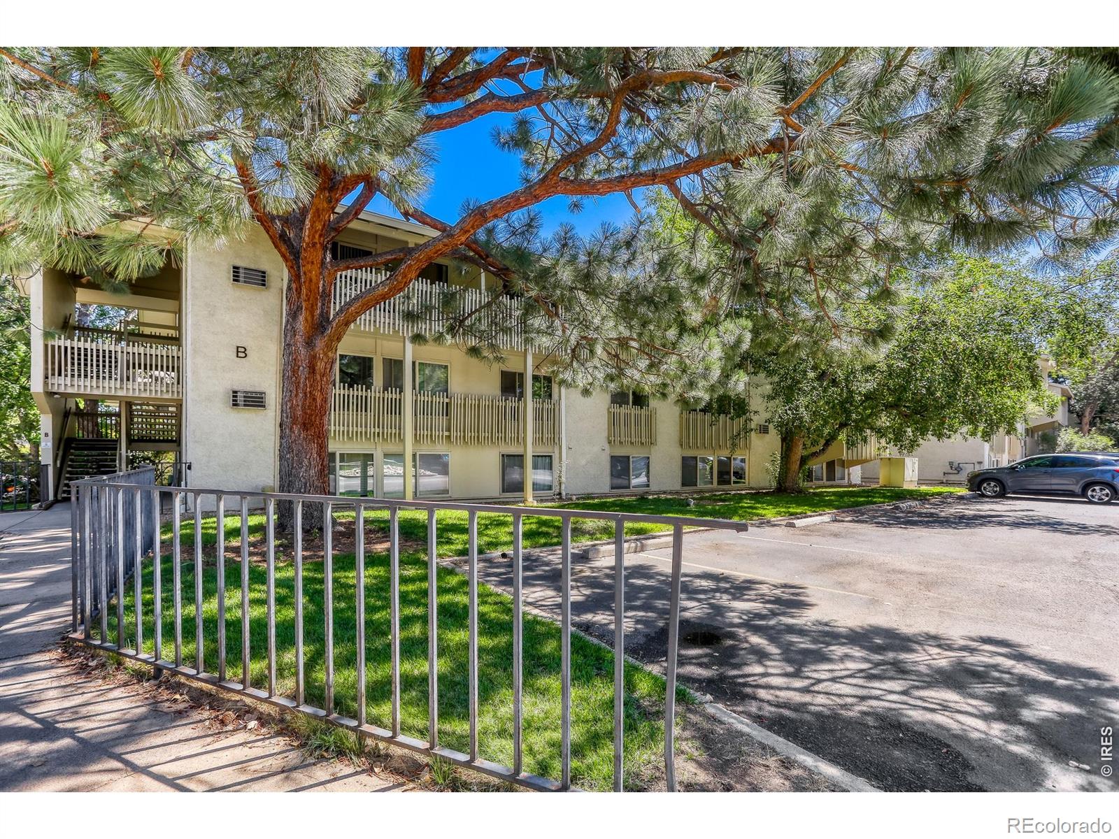 2707 Valmont Road 211B — photo