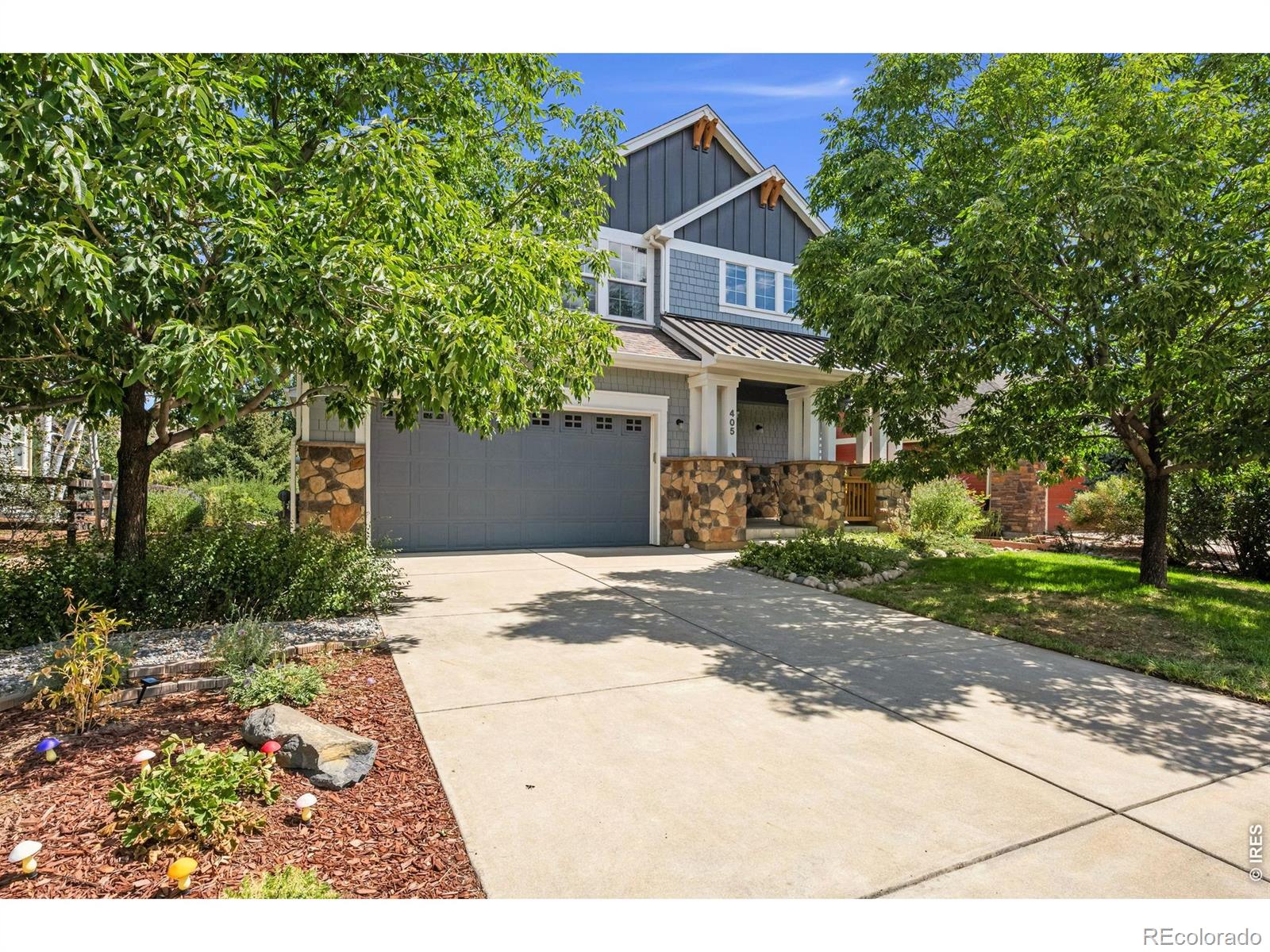 405 Raymond Court — photo