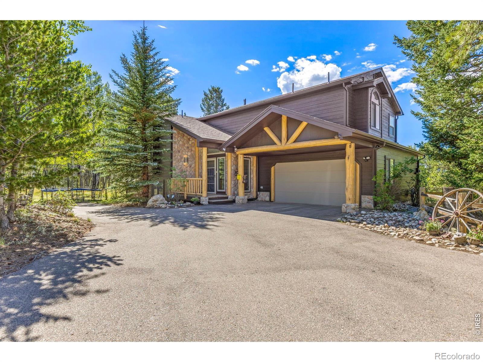 428 Aspen Lane — photo