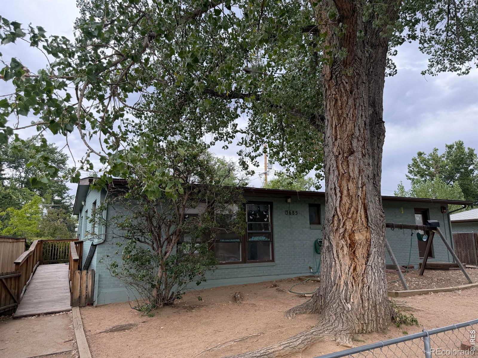 3685 Martin Drive — photo