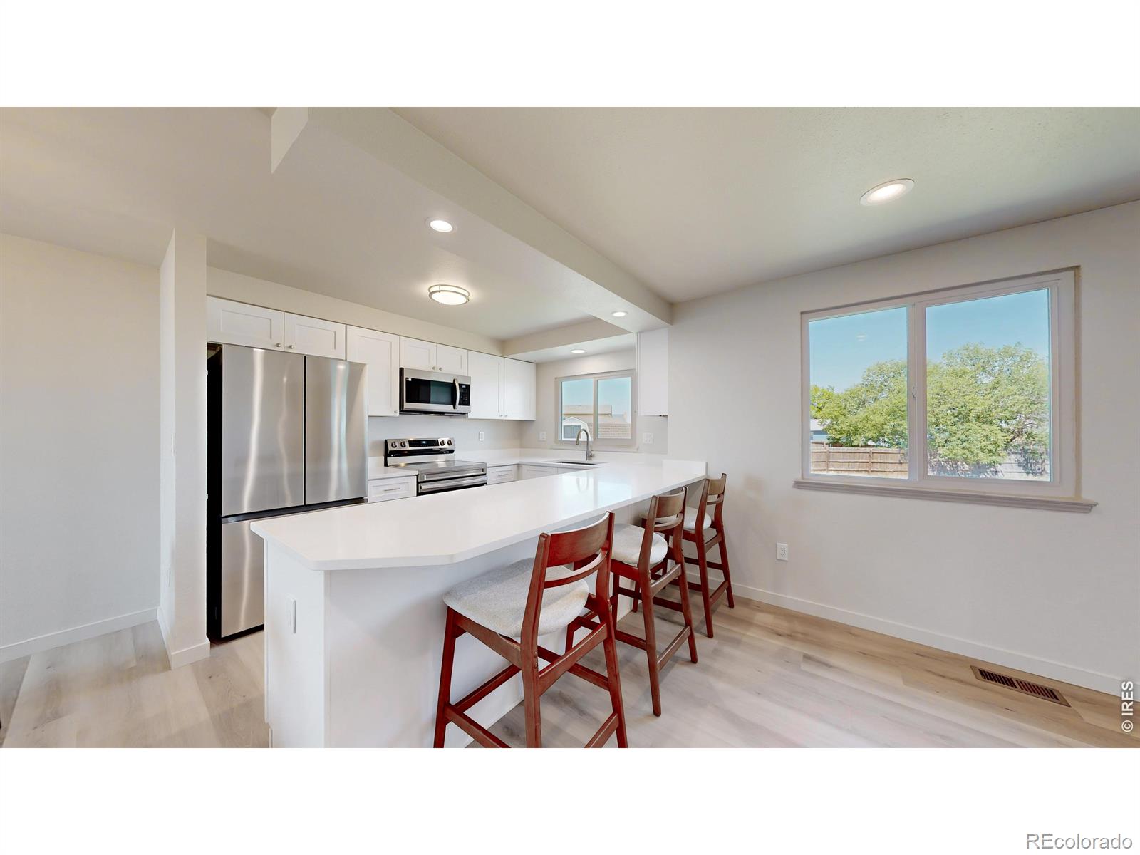 113 Madison Drive — photo