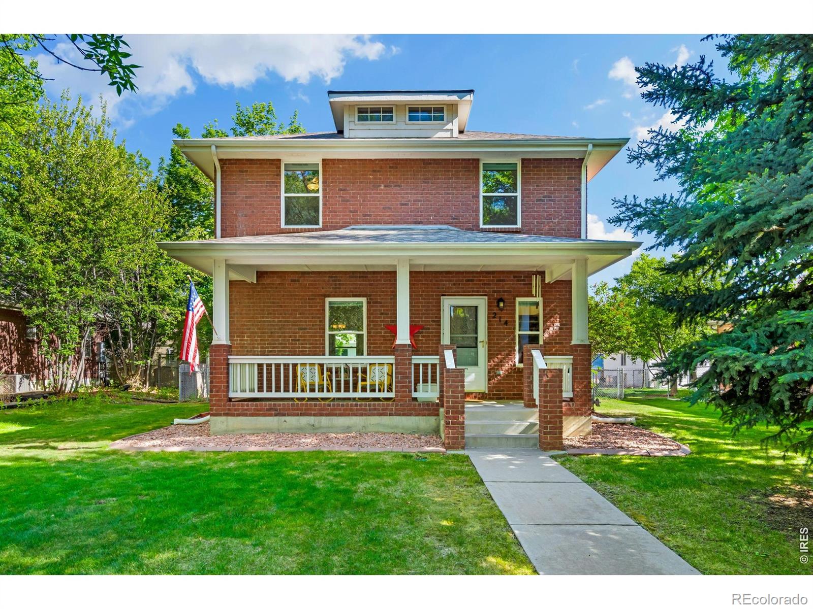 214 E Colorado Avenue — photo