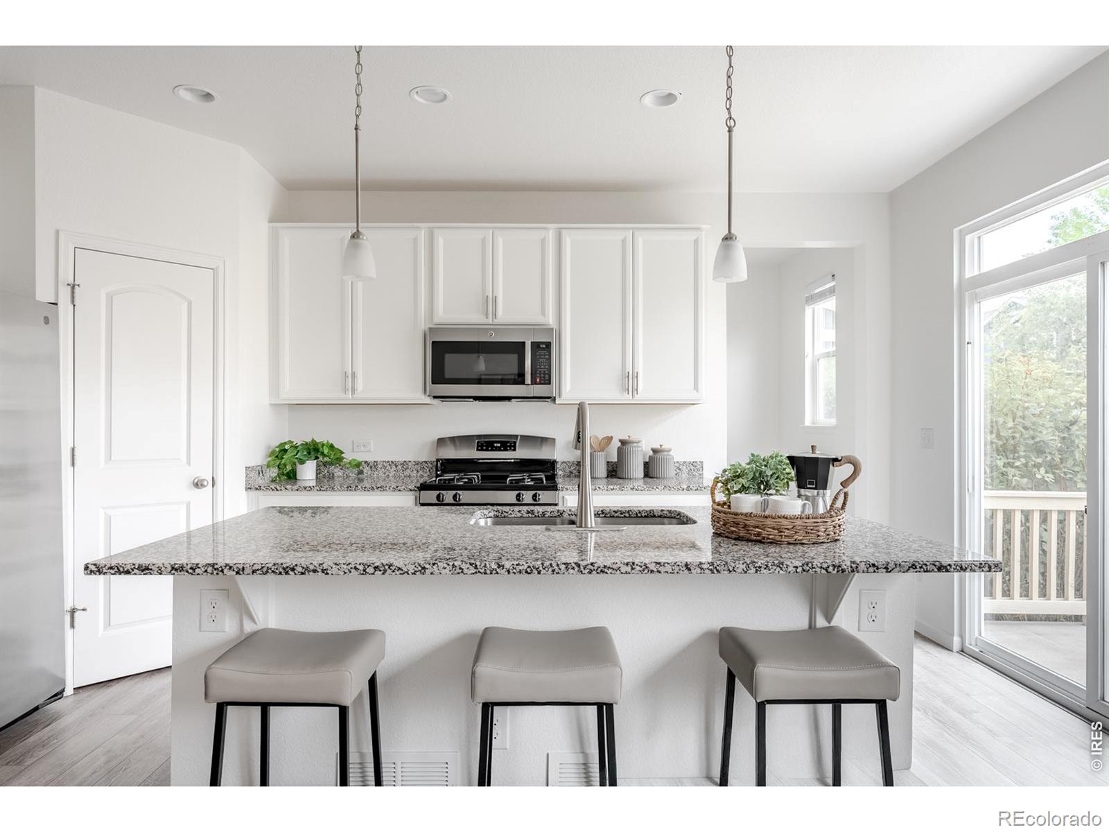 631 W 170th Place — photo