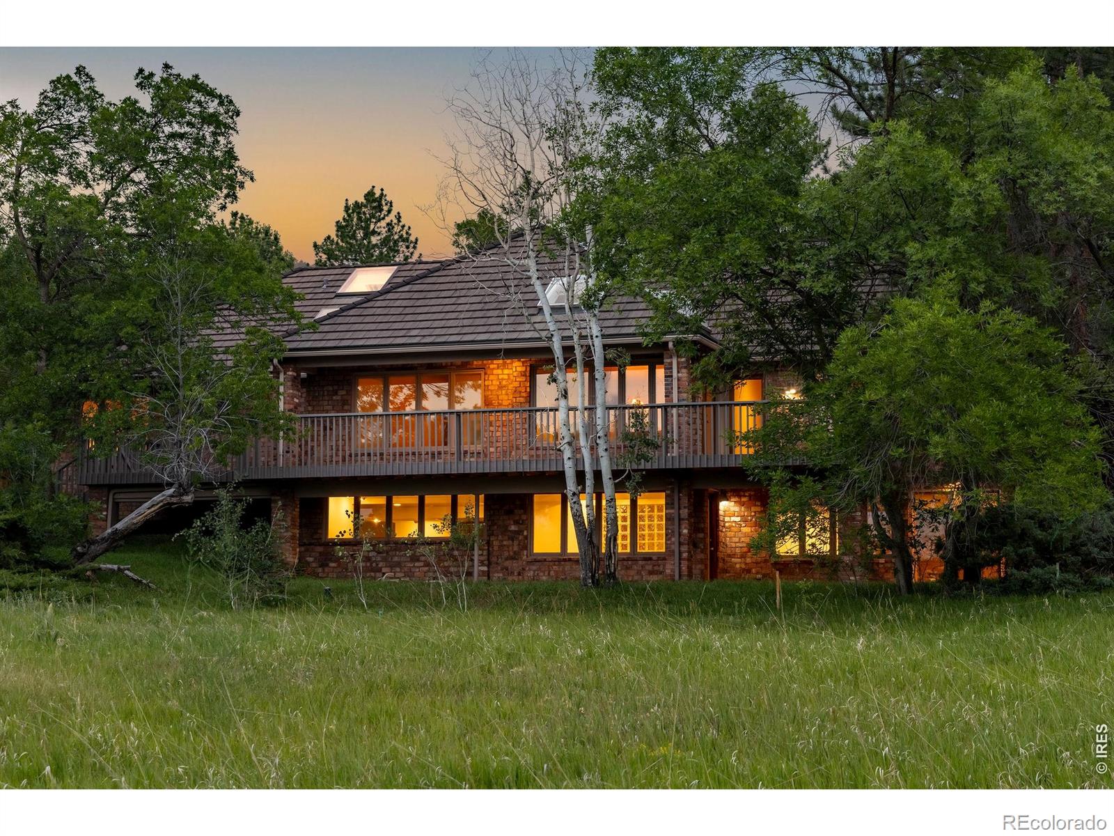 543 Linden Park Drive — photo