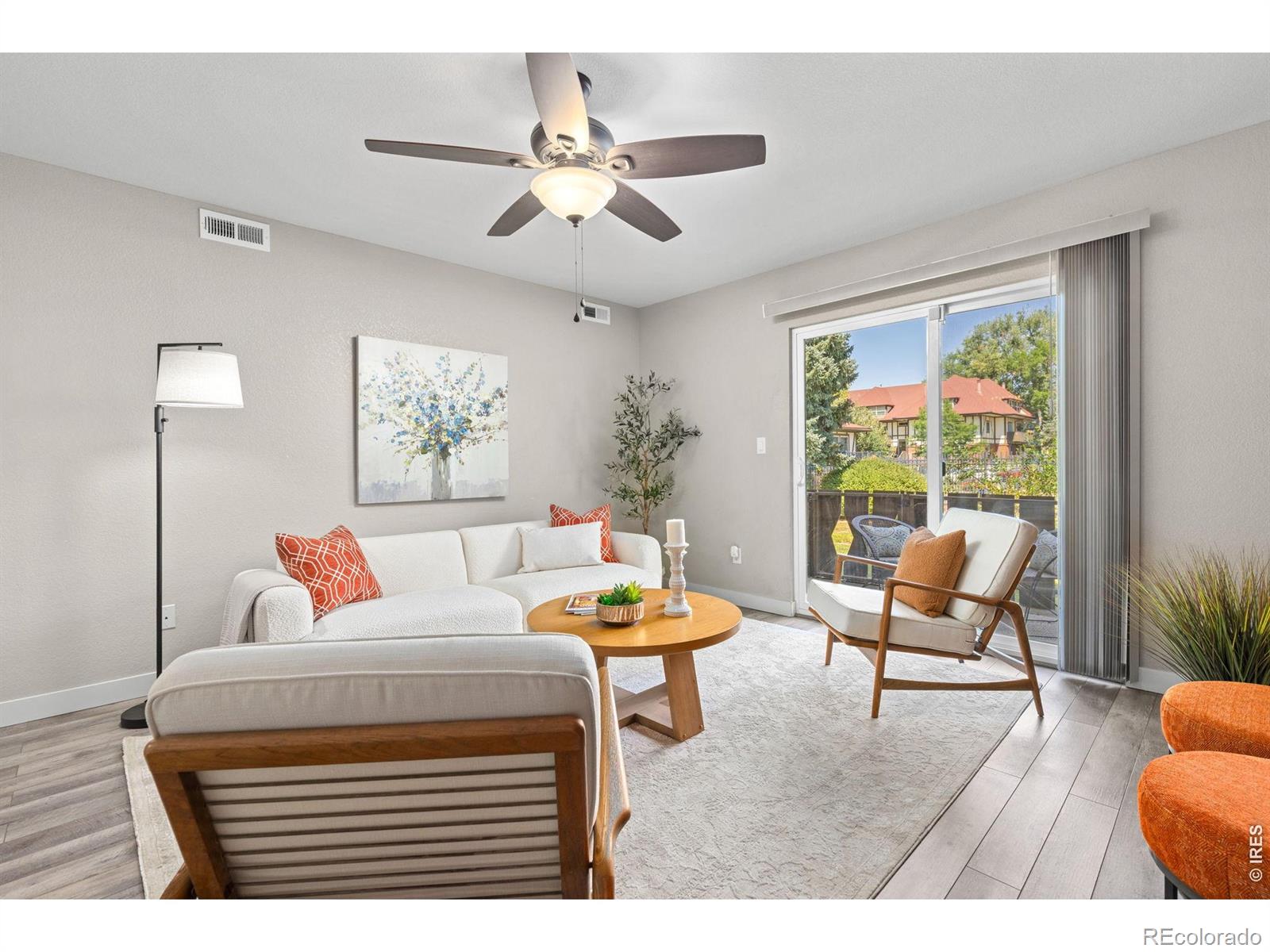 3250 Oneal Circle D11 — photo