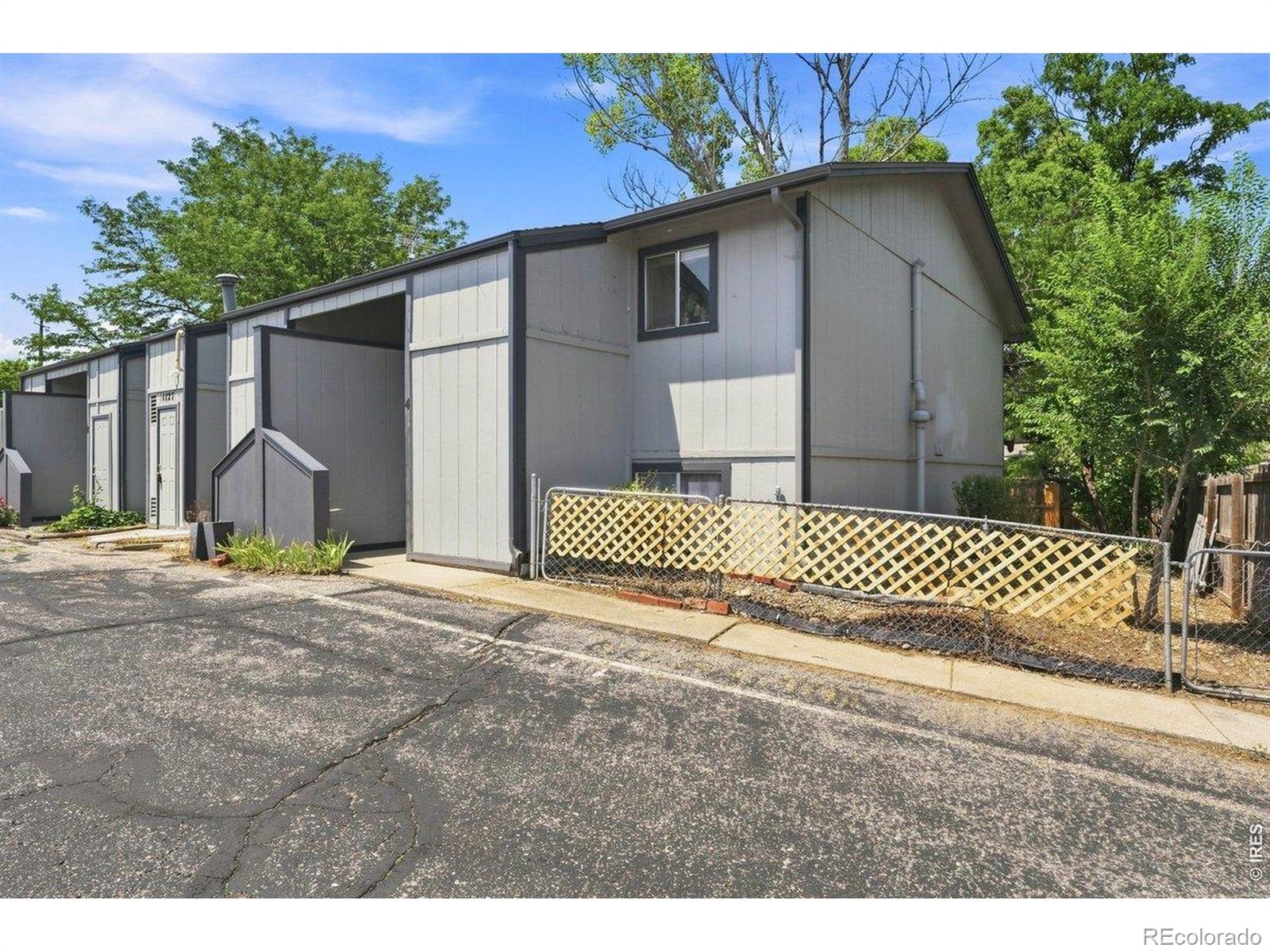 1727 Azalea Drive 4 — photo