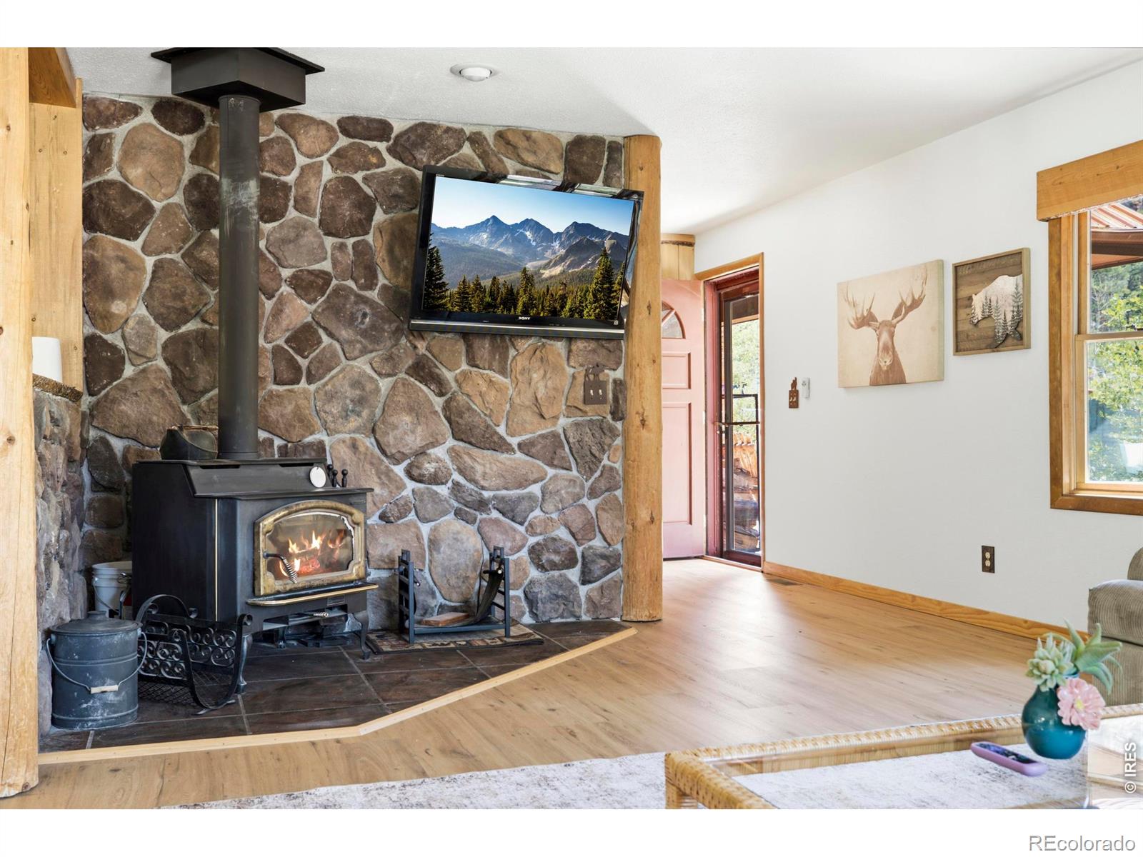 428 Rustic Road, Bellvue, CO 80512 — photo 2