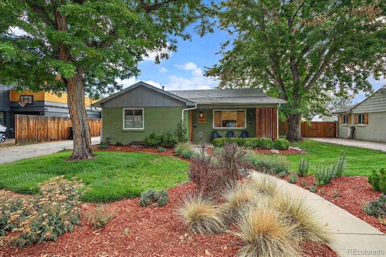5440 Hoyt Drive — photo