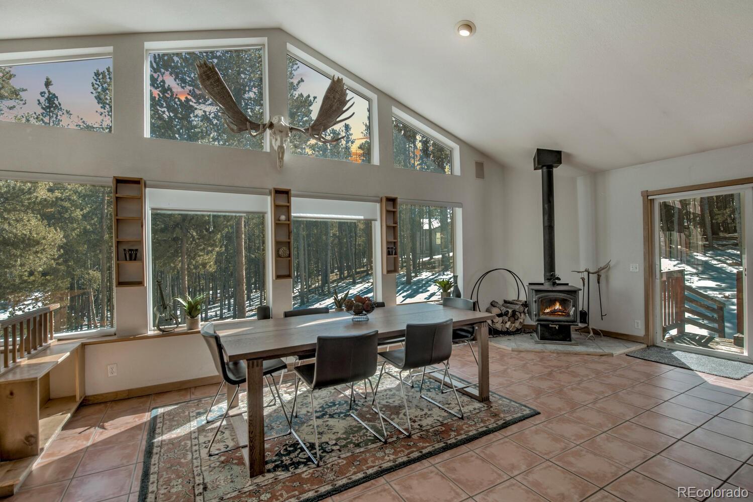 154 Lakeside Drive — photo