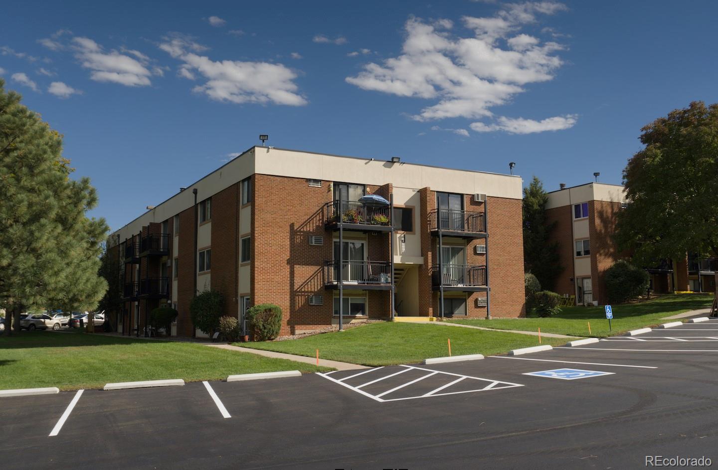 5995 W Hampden Avenue Unit 21J — photo