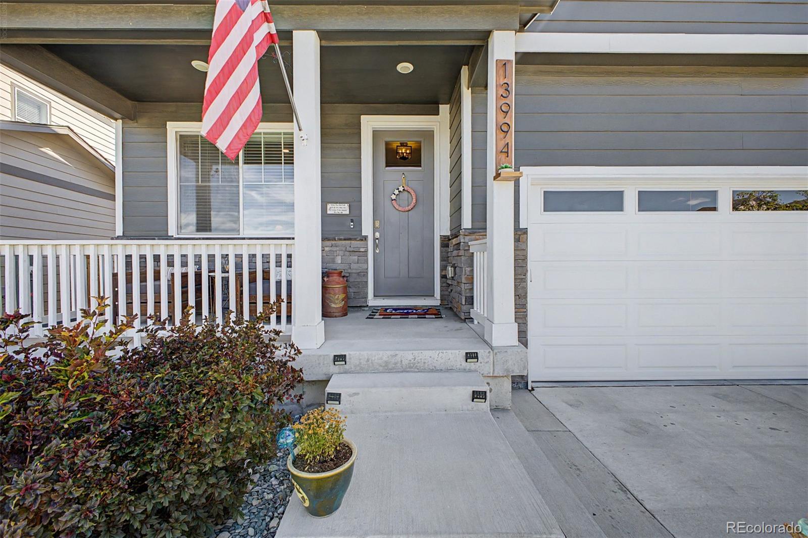 13994 Shasta Daisy Street — photo