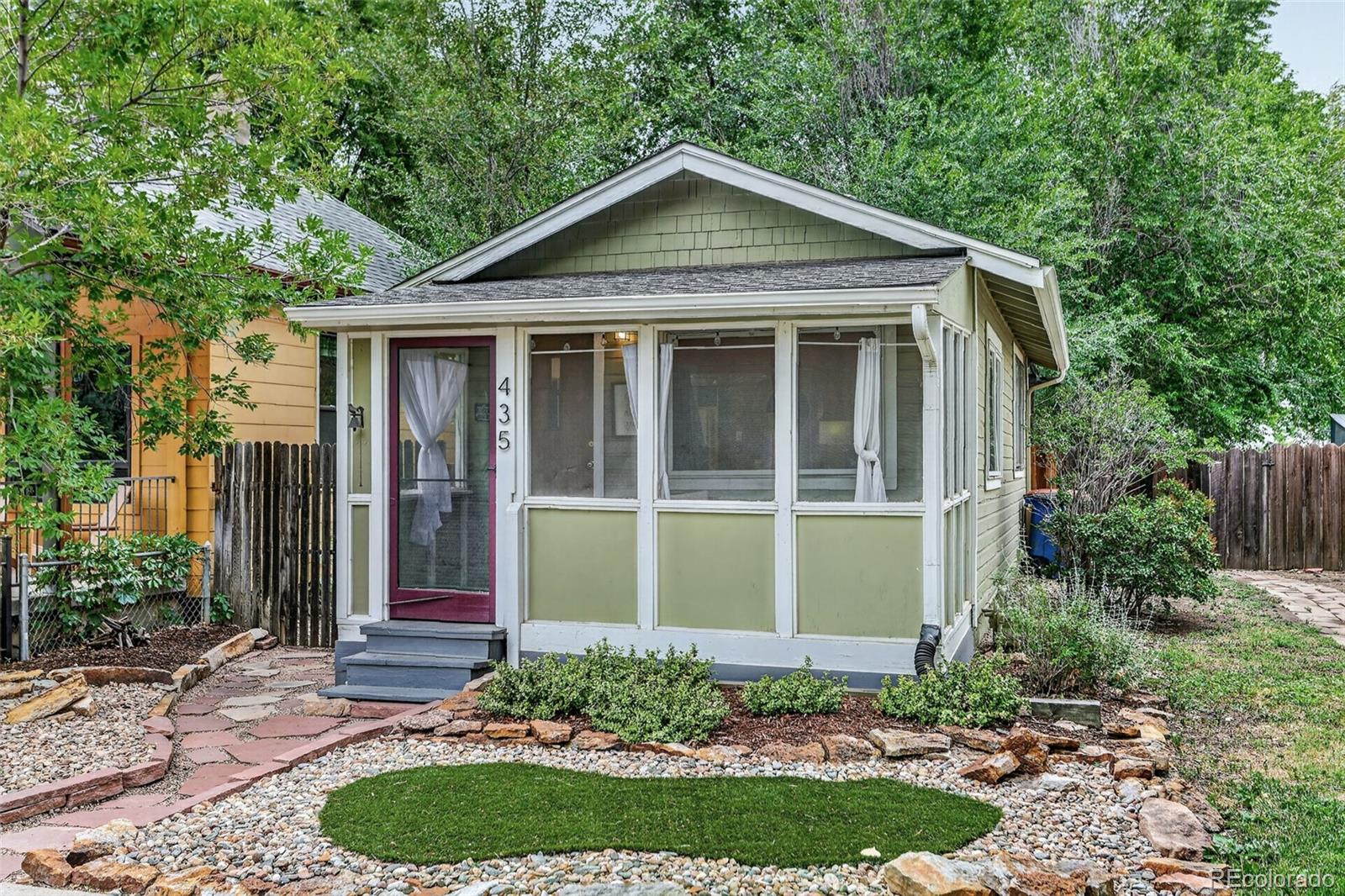 435 Briggs Street — photo
