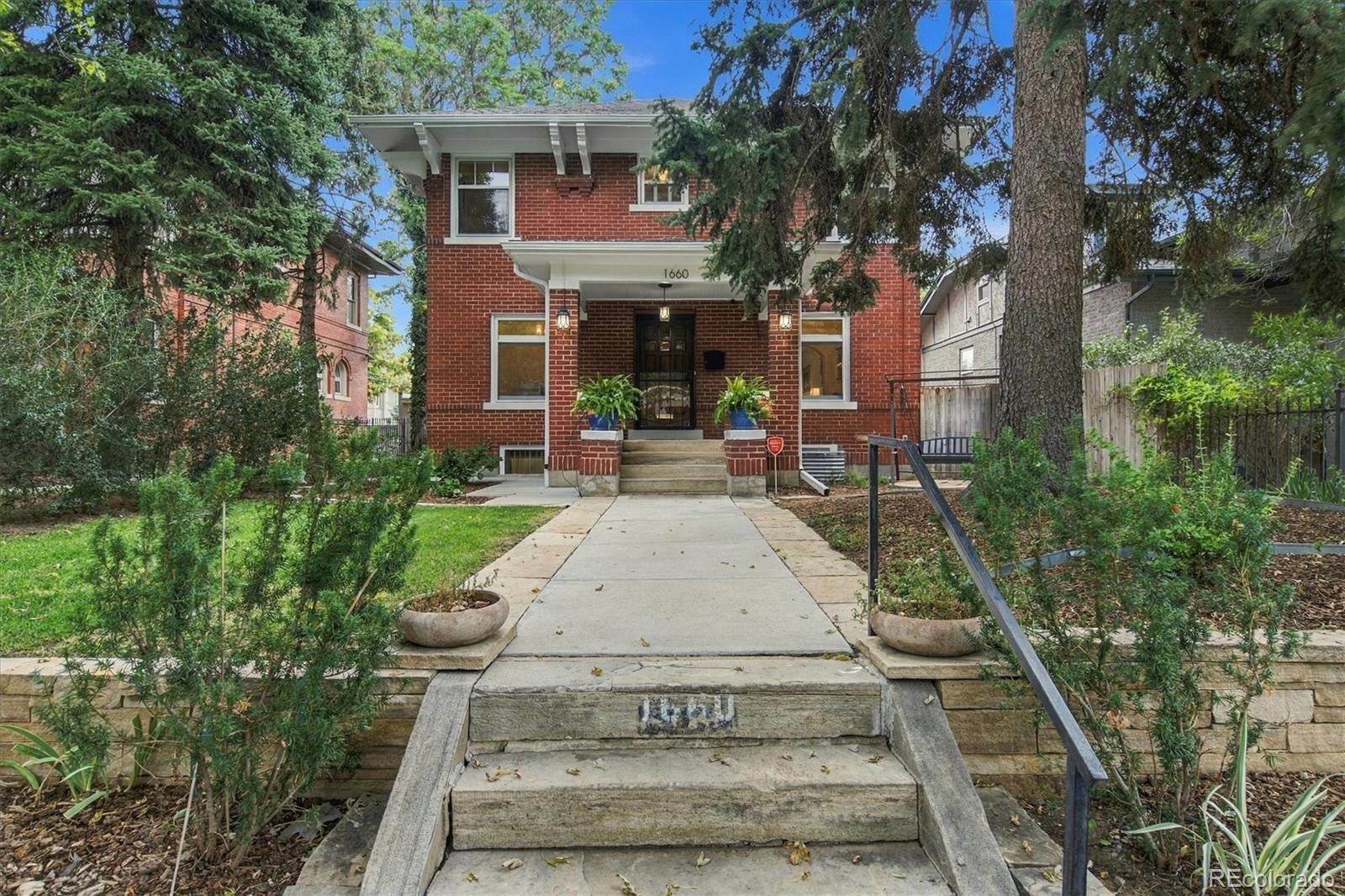 1660 Race Street — photo