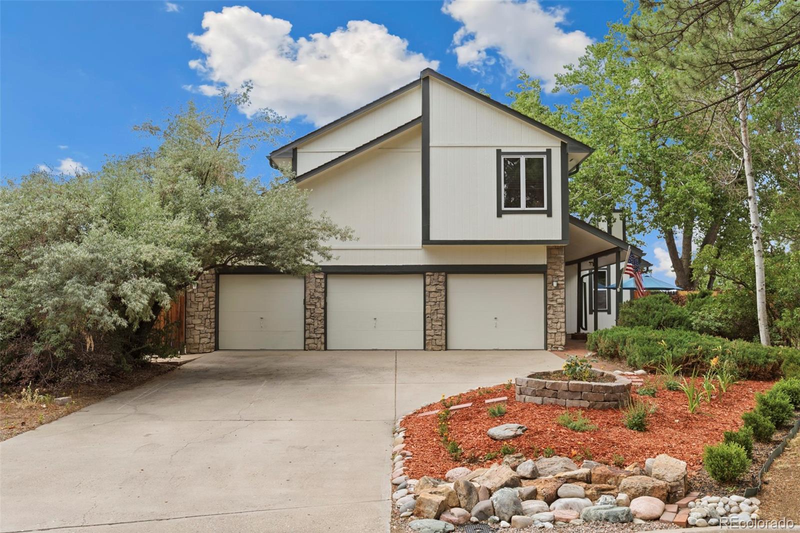 15305 E Penwood Place — photo