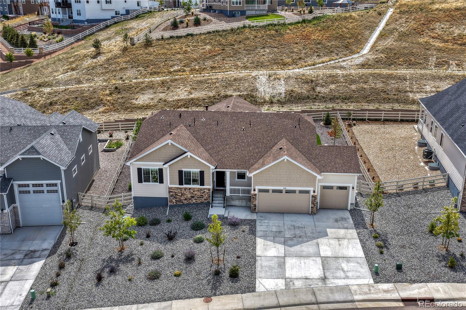 4121 River Oaks Street — photo