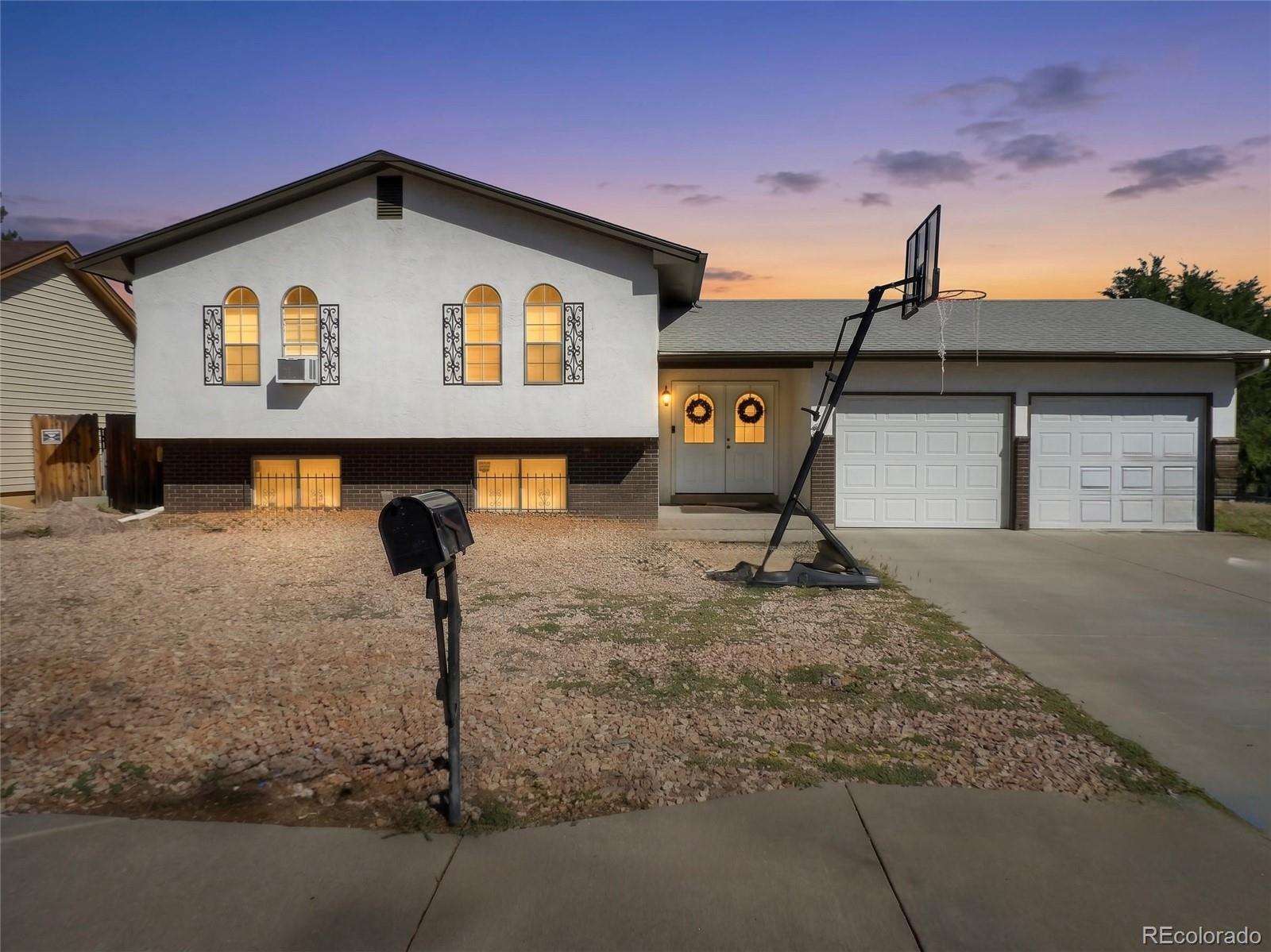 13 Remington Court — photo
