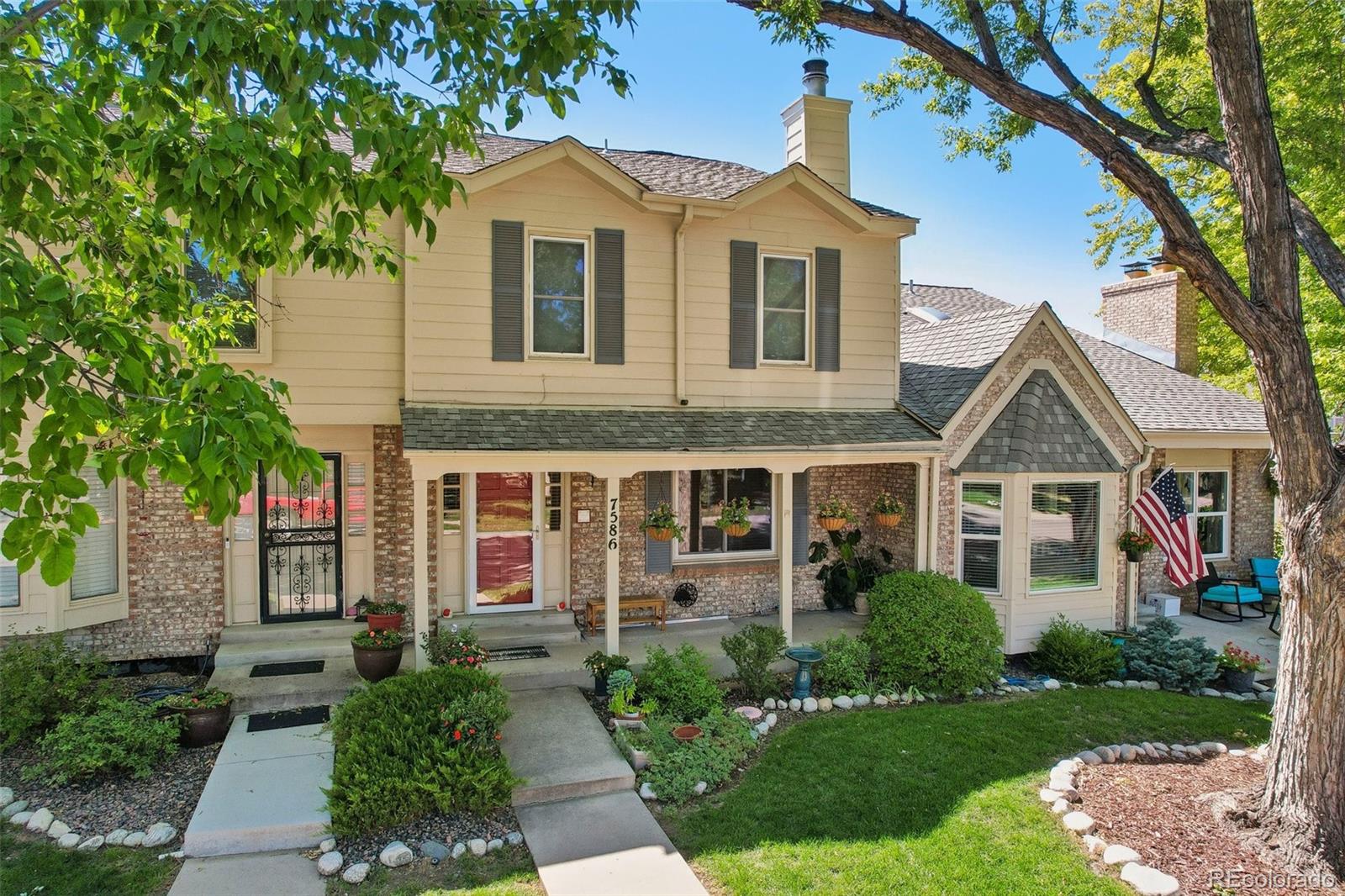 7586 S Cove Circle — photo