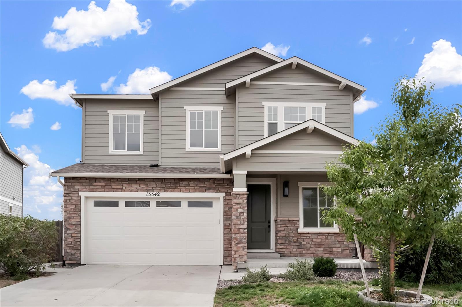 13342 Newport Circle — photo