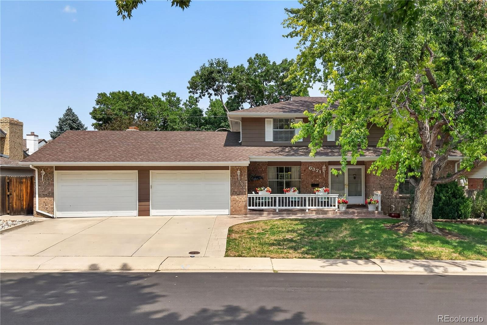 6371 E Dickenson Place — photo