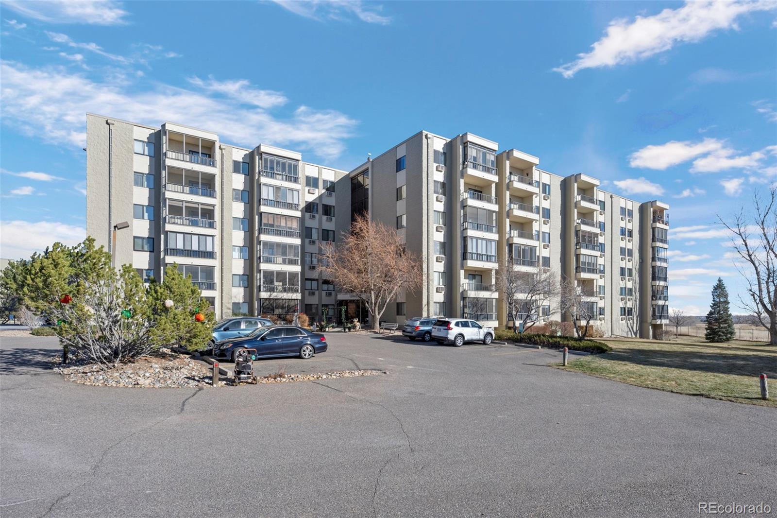 13992 E Marina Drive 407 — photo