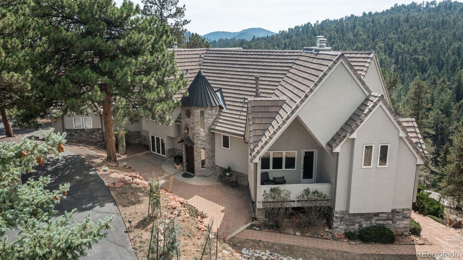 22594 Treetop Lane — photo