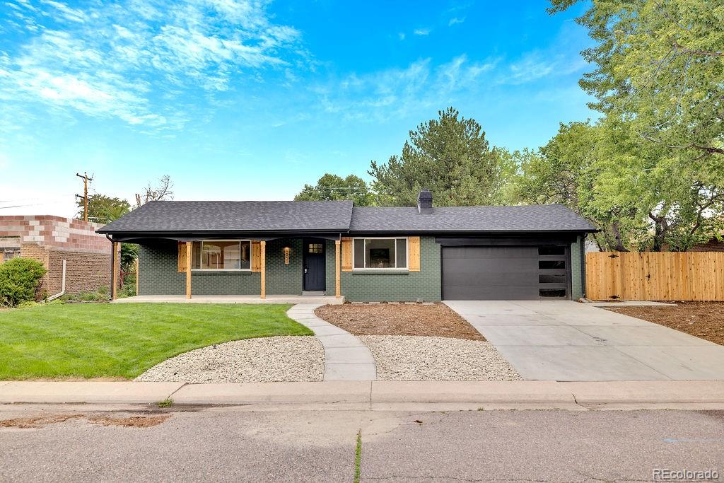 6651 E Dakota Avenue — photo