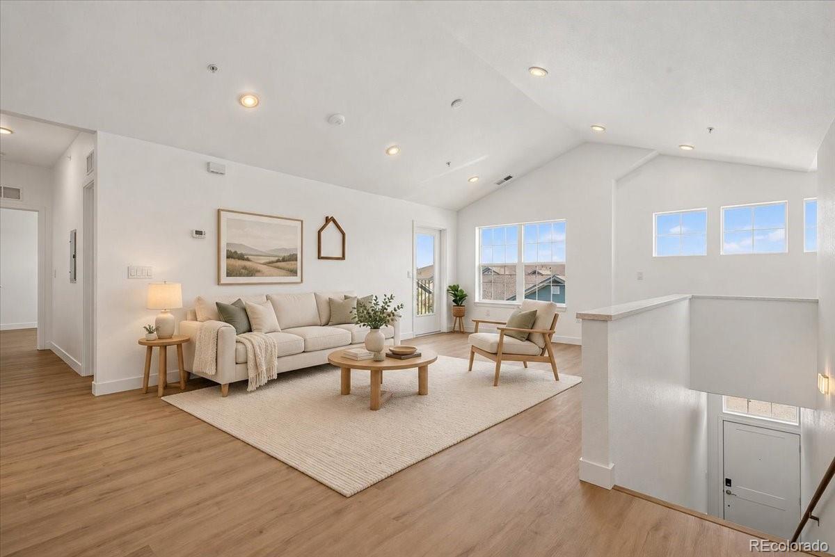 18633 Stroh Road Unit 203 — photo
