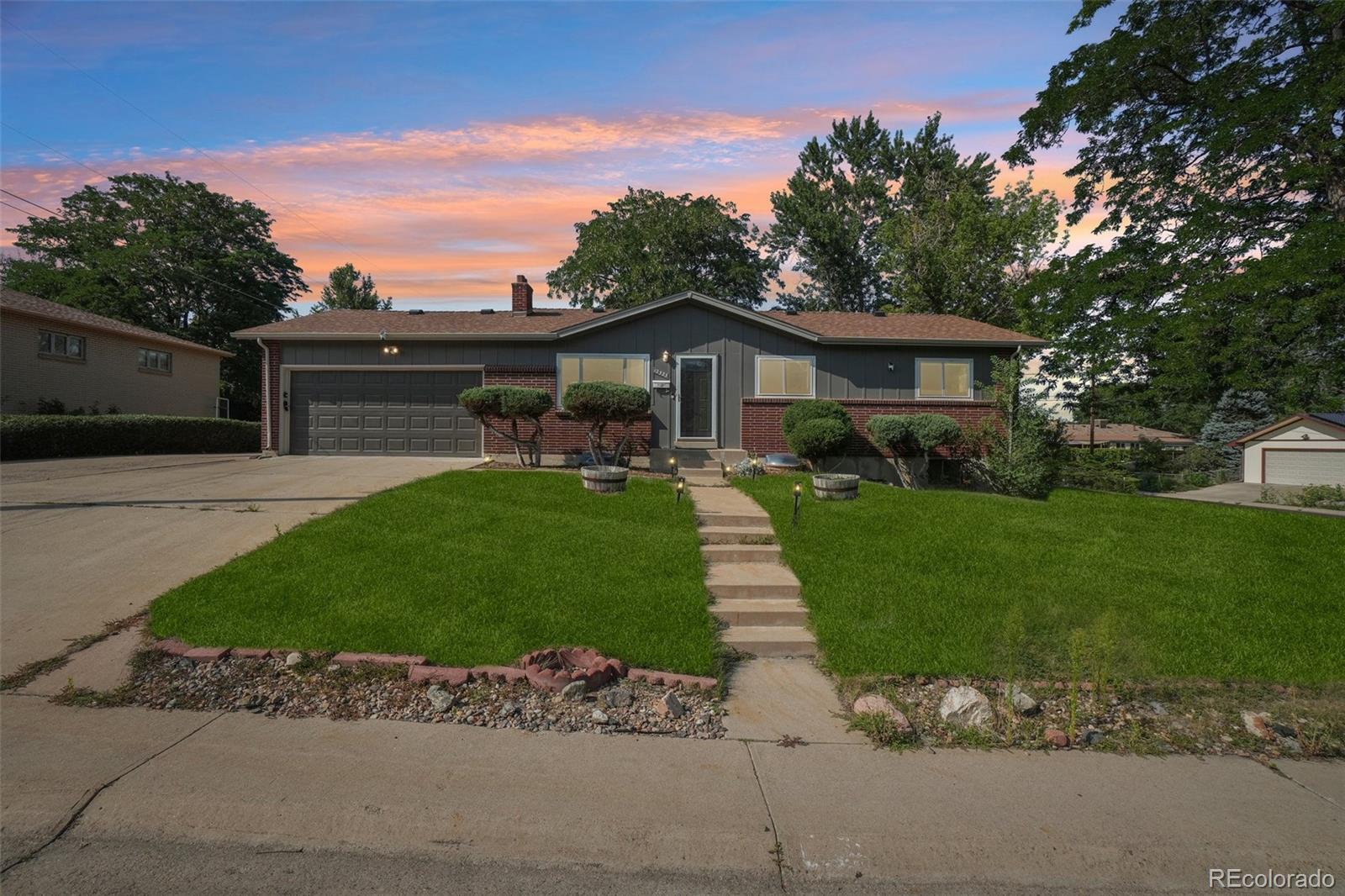 12323 W Connecticut Drive — photo