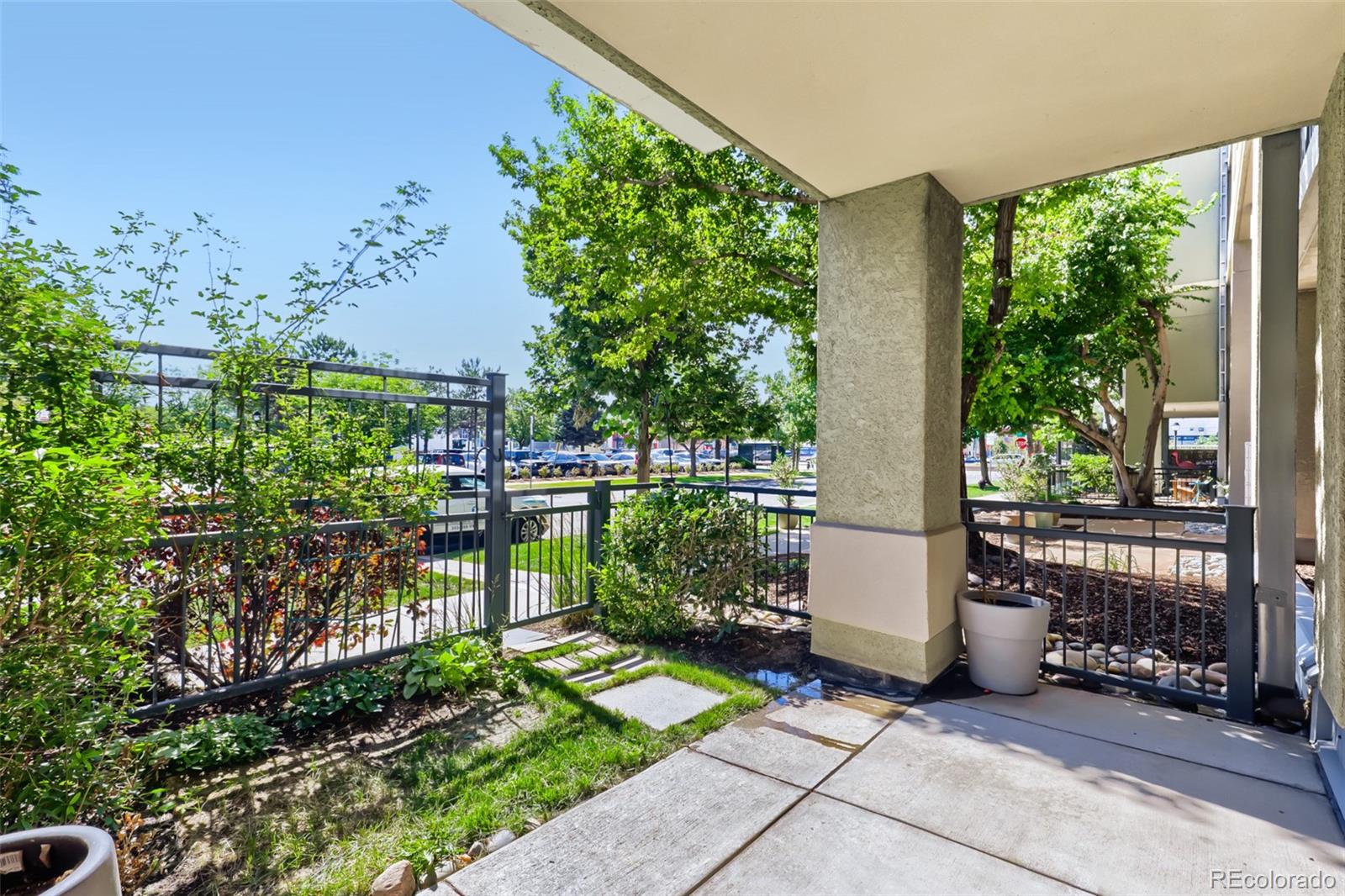 275 S Harrison Street 107 — photo