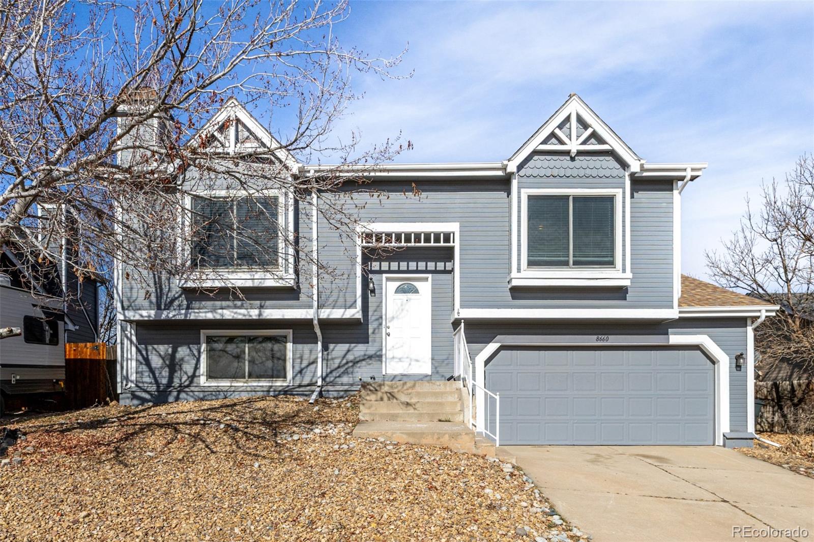 8660 Bluegrass Circle — photo