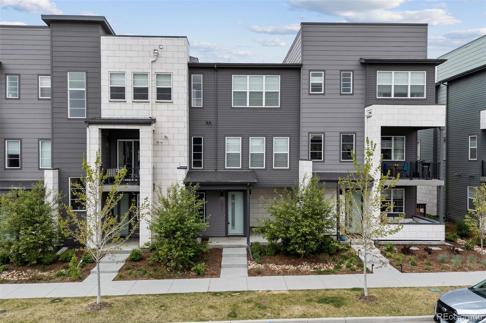 6231 Dayton Court — photo