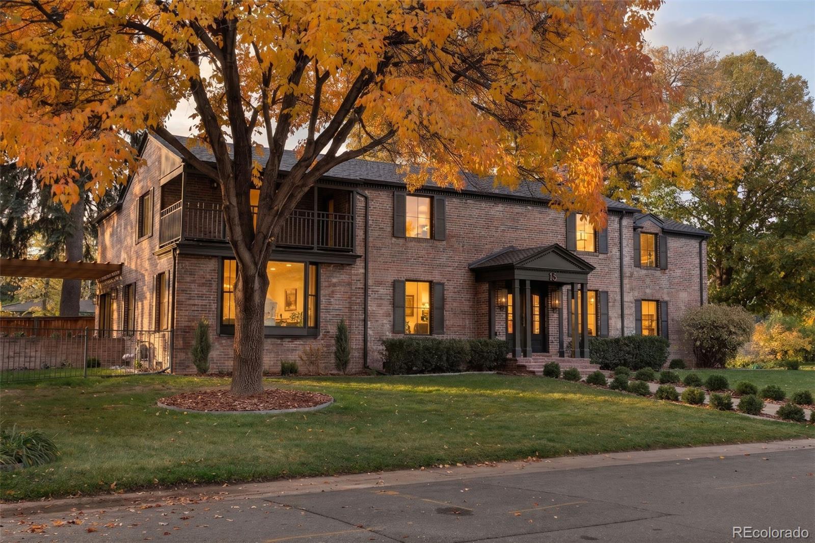 15 Crestmoor Drive — photo